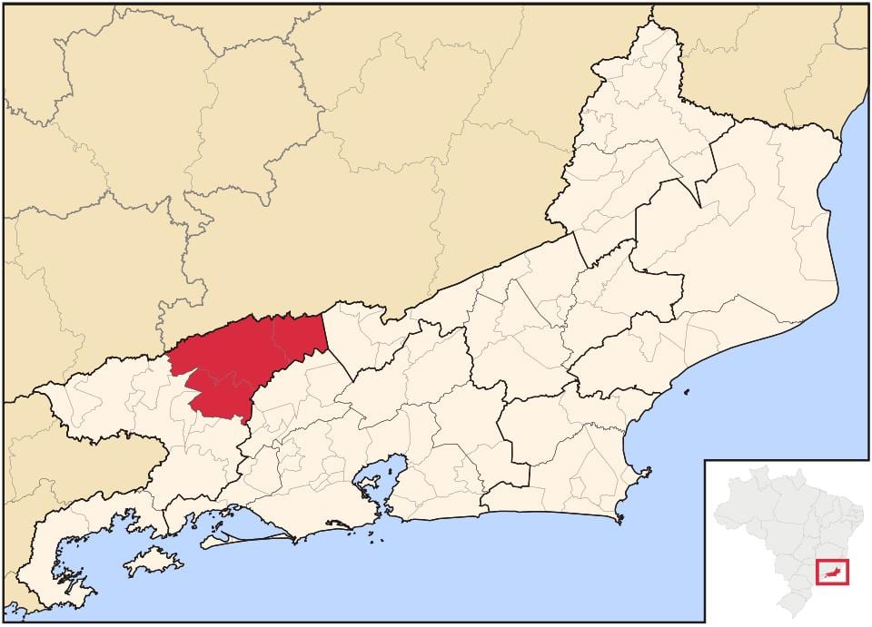 地図のバラなPiraí